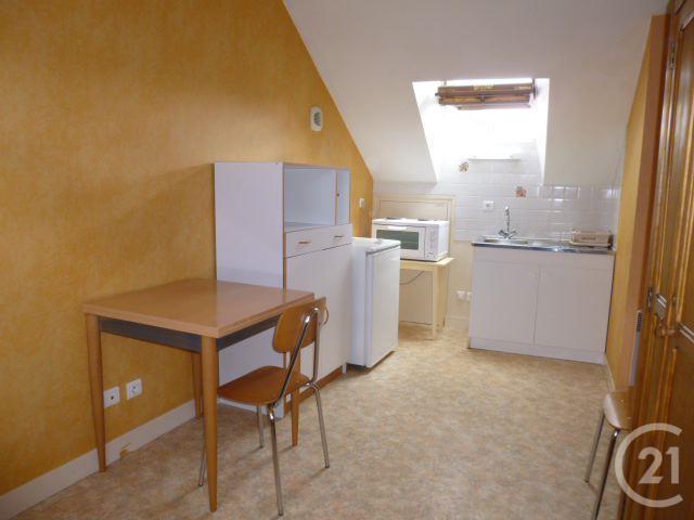 Studio à louer - 1 pièce - 18 m2 - SALBRIS - 41 - CENTRE