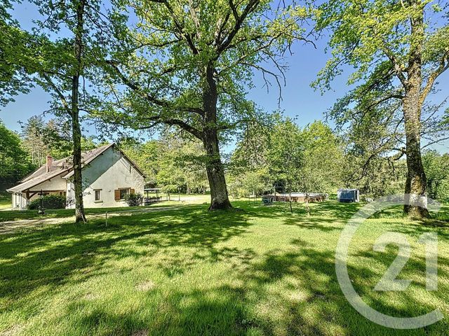 maison à vendre - 7 pièces - 214.0 m2 - NEUVY SUR BARANGEON - 18 - CENTRE - Century 21 Sologne Immobilier