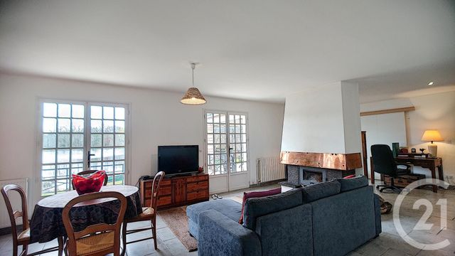 Afficher la photo en grand maison à vendre - 5 pièces - 110.0 m2 - NEUVY SUR BARANGEON - 18 - CENTRE - Century 21 Sologne Immobilier