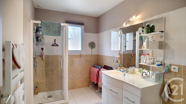 maison à vendre - 5 pièces - 96.15 m2 - SELLES ST DENIS - 41 - CENTRE - Century 21 Sologne Immobilier maison à vendre - 5 pièces - 96.15 m2 - SELLES ST DENIS - 41 - CENTRE - Century 21 Sologne Immobilier