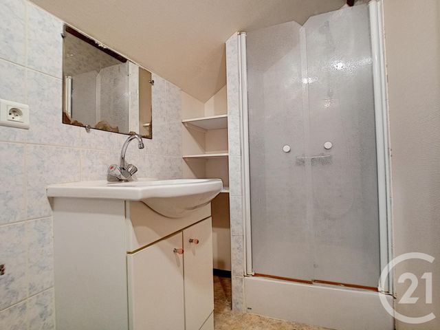 Studio à louer - 1 pièce - 18.0 m2 - SALBRIS - 41 - CENTRE - Century 21 Sologne Immobilier Studio à louer - 1 pièce - 18.0 m2 - SALBRIS - 41 - CENTRE - Century 21 Sologne Immobilier
