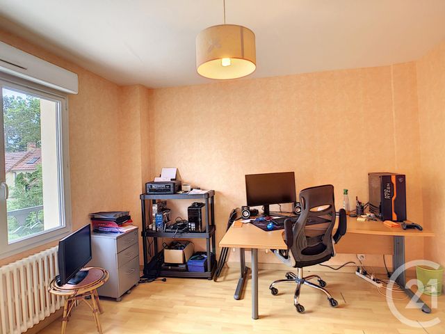 maison à louer - 3 pièces - 62.0 m2 - SALBRIS - 41 - CENTRE - Century 21 Sologne Immobilier maison à louer - 3 pièces - 62.0 m2 - SALBRIS - 41 - CENTRE - Century 21 Sologne Immobilier