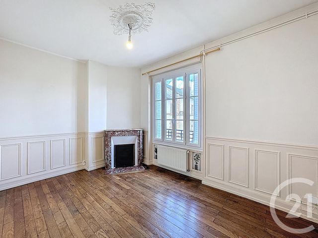 Appartement F3 à louer - 3 pièces - 59.0 m2 - SALBRIS - 41 - CENTRE - Century 21 Sologne Immobilier