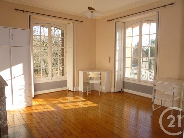 Appartement F1 à louer - 1 pièce - 23.0 m2 - SALBRIS - 41 - CENTRE - Century 21 Sologne Immobilier