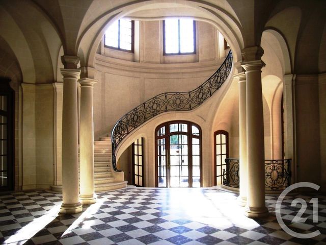 Appartement F1 à louer - 1 pièce - 23.0 m2 - SALBRIS - 41 - CENTRE - Century 21 Sologne Immobilier