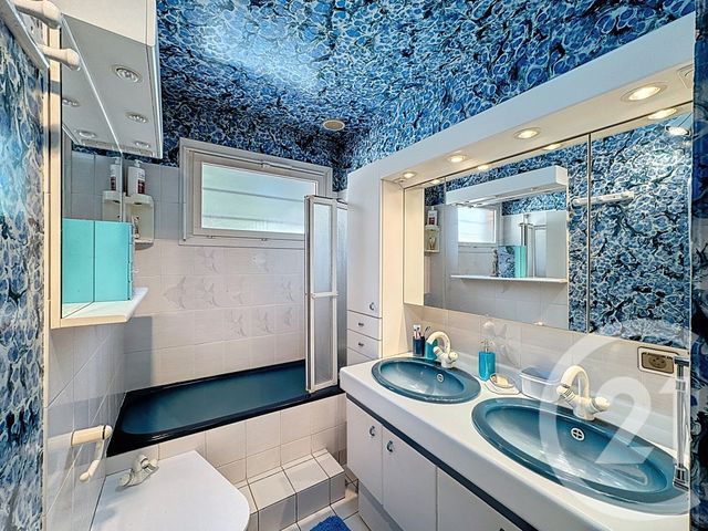 maison à vendre - 7 pièces - 118.18 m2 - NEUVY SUR BARANGEON - 18 - CENTRE - Century 21 Sologne Immobilier