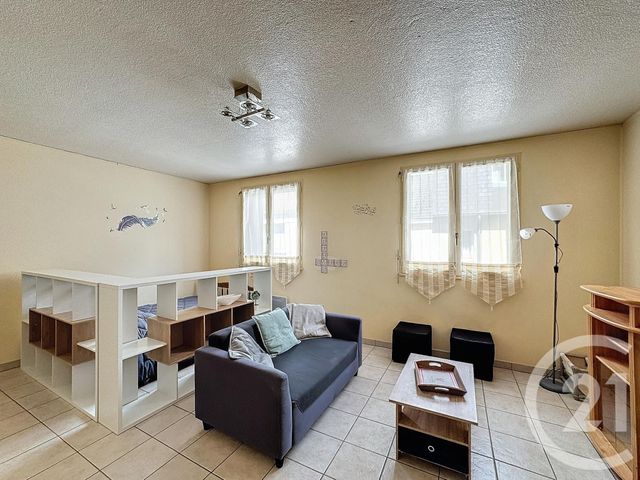 Appartement Studio à louer - 1 pièce - 36.74 m2 - SALBRIS - 41 - CENTRE - Century 21 Sologne Immobilier
