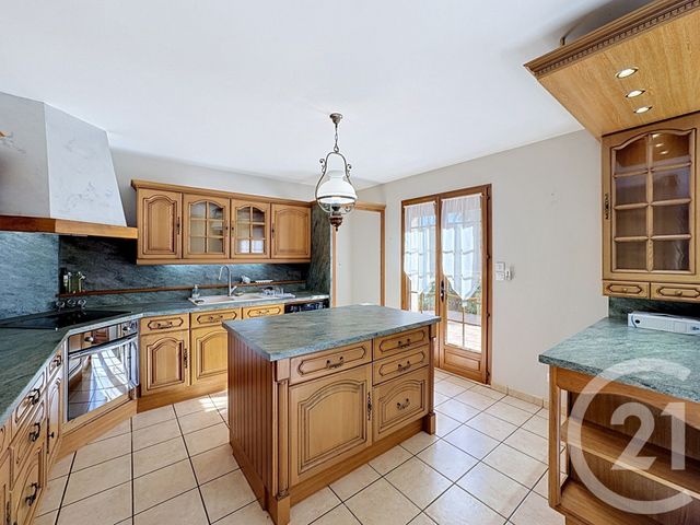 maison à vendre - 6 pièces - 130.0 m2 - NANCAY - 18 - CENTRE - Century 21 Sologne Immobilier