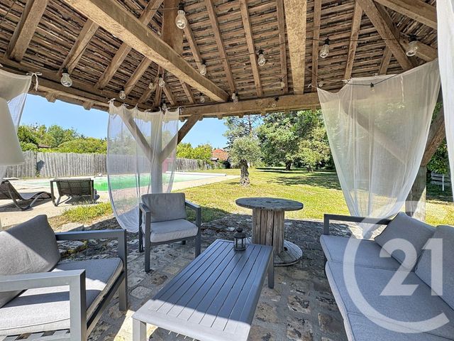 maison à vendre - 7 pièces - 274.0 m2 - NEUVY SUR BARANGEON - 18 - CENTRE - Century 21 Sologne Immobilier