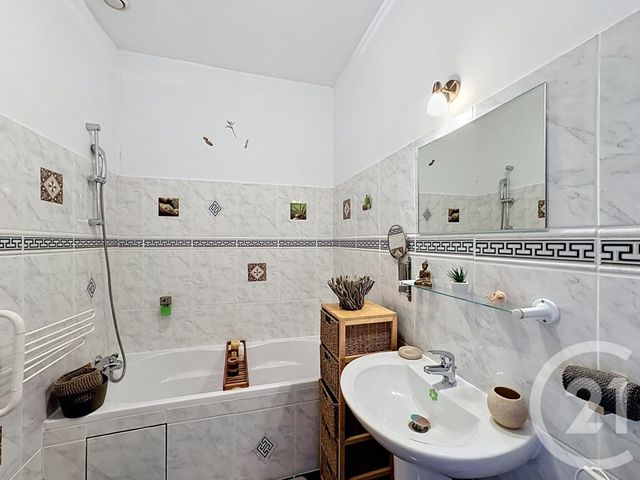Appartement à vendre - 8 pièces - 223.0 m2 - SALBRIS - 41 - CENTRE - Century 21 Sologne Immobilier