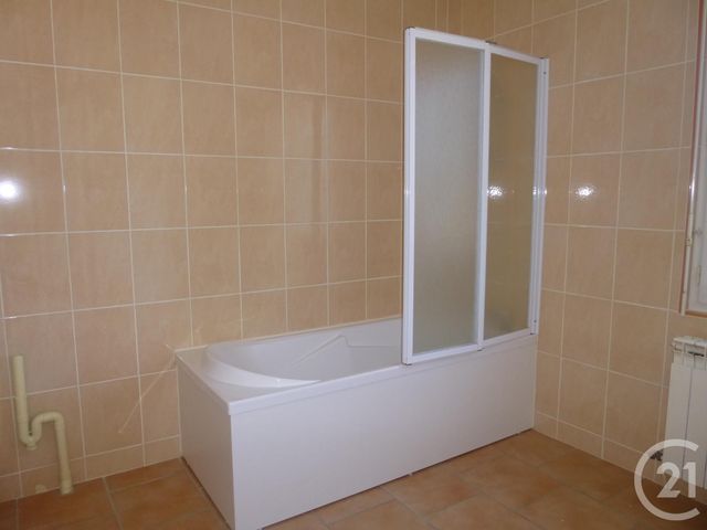 maison à louer - 5 pièces - 122.0 m2 - SALBRIS - 41 - CENTRE - Century 21 Sologne Immobilier