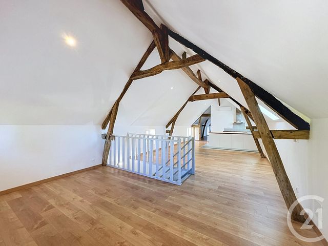 Appartement Duplex à louer - 4 pièces - 119.0 m2 - SALBRIS - 41 - CENTRE - Century 21 Sologne Immobilier
