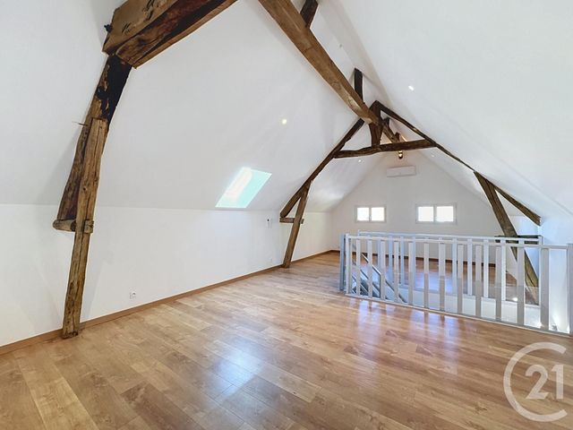Appartement Duplex à louer - 4 pièces - 119.0 m2 - SALBRIS - 41 - CENTRE - Century 21 Sologne Immobilier